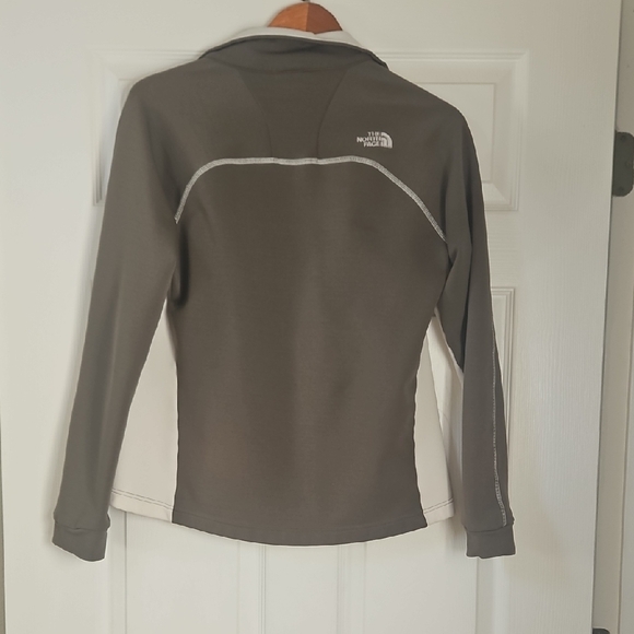 North Face Women's Two-Tone Jacket - Picture 4 of 4